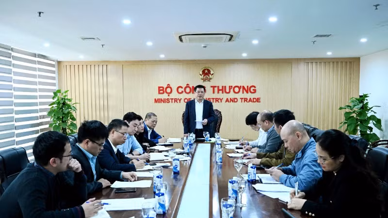 Bộ trưởng Nguyễn Hồng Diên chủ trì cuộc họp lần thứ nhất Ban soạn thảo, Tổ biên tập Nghị định.