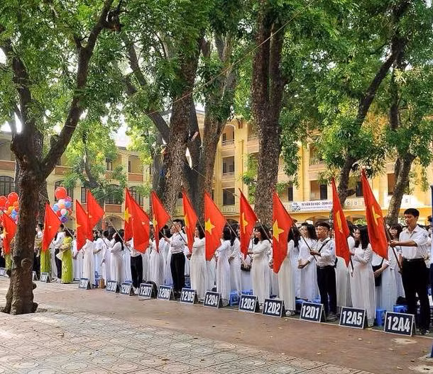 Học sinh khối lớp 12 (Ảnh: Trường THPT Phan Đình Phùng, Hà Nội)