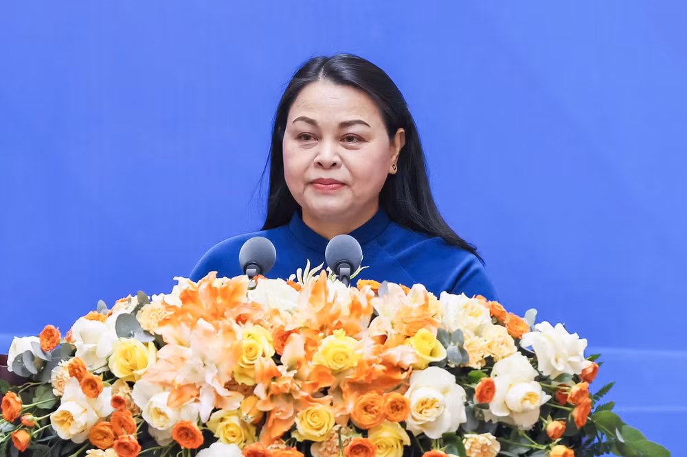 Đồng chí Nguyễn Thị Thu Hà phát biểu ý kiến tại buổi lễ. (Ảnh: Ủy ban Trung ương Mặt trận Tổ quốc Việt Nam cung cấp) Đồng chí Nguyễn Thị Thu Hà phát biểu ý kiến tại buổi lễ. (Ảnh: Ủy ban Trung ương Mặt trận Tổ quốc Việt Nam cung cấp)