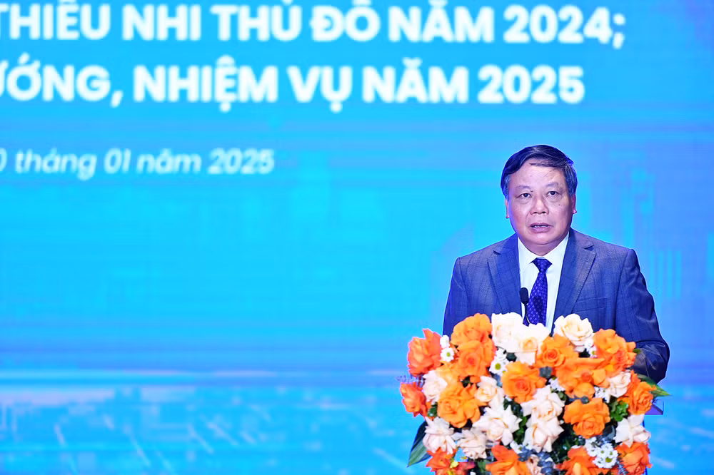 Phó Bí thư Thường trực Thành ủy Hà Nội Nguyễn Văn Phong phát biểu ý kiến tại Chương trình.