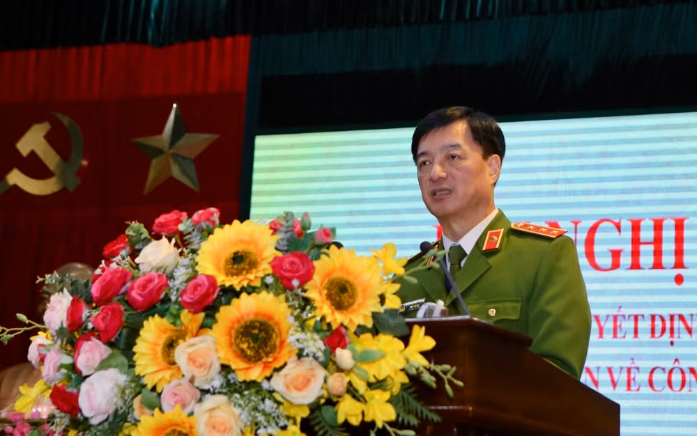 Thượng tướng Nguyễn Duy Ngọc, Thứ trưởng Công an phát biểu tại hội nghị. Thượng tướng Nguyễn Duy Ngọc, Thứ trưởng Công an phát biểu tại hội nghị.
