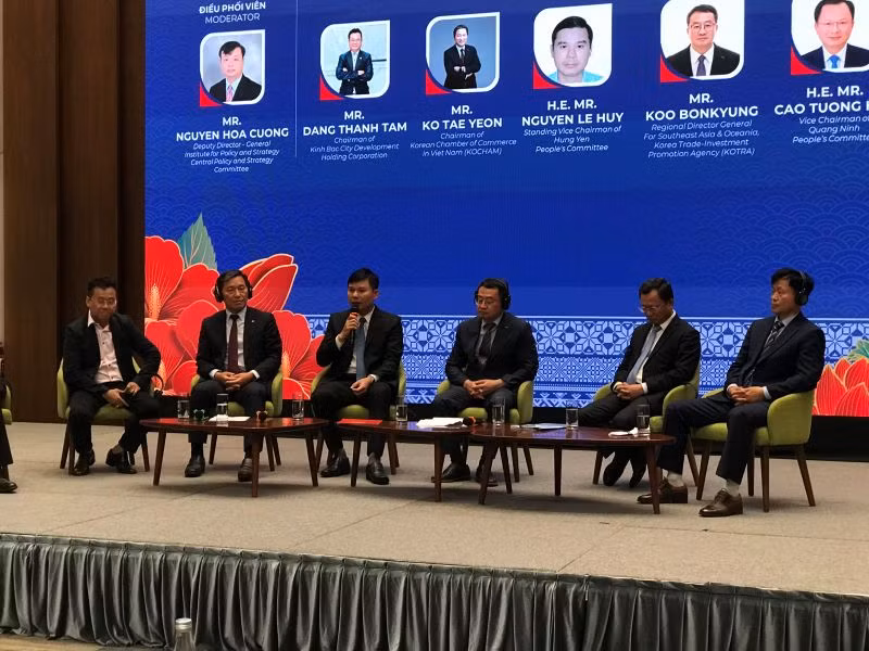 Thảo luận thúc đẩy thương mại và đầu tư Việt Nam-Hàn Quốc trong kỷ nguyên mới. Thảo luận thúc đẩy thương mại và đầu tư Việt Nam-Hàn Quốc trong kỷ nguyên mới.