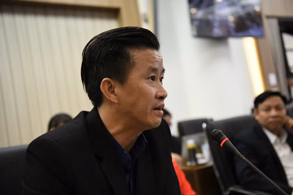 Huấn luyện viên Trương Minh Sang chia sẻ tại hội thảo. Ảnh: THẾ DƯƠNG Huấn luyện viên Trương Minh Sang chia sẻ tại hội thảo. Ảnh: THẾ DƯƠNG