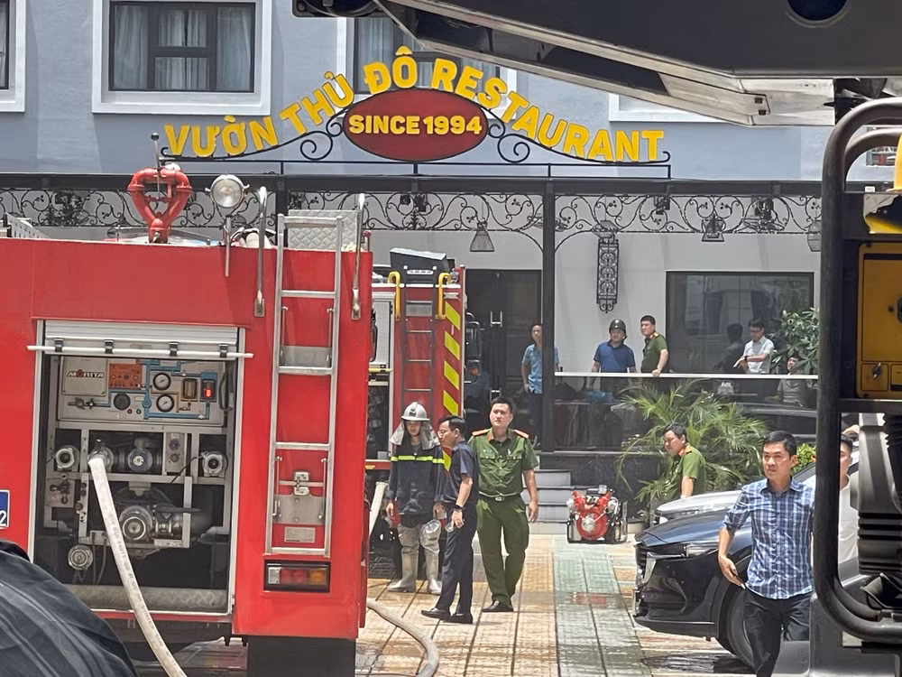 Cảnh sát có mặt tại hiện trường. Cảnh sát có mặt tại hiện trường.