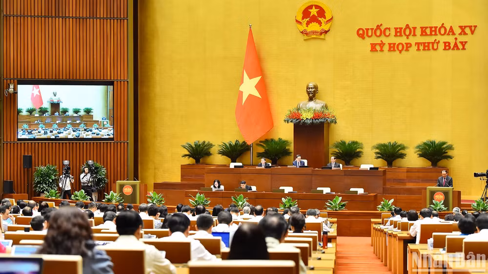 Quang cảnh phiên họp sáng 3/6. (Ảnh: THỦY NGUYÊN)