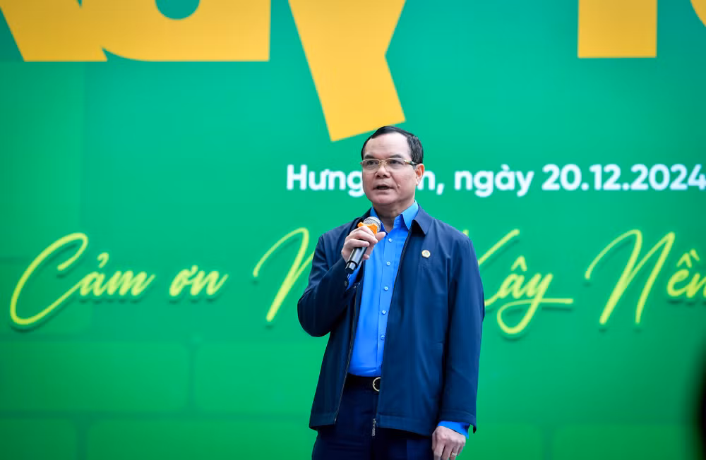 Đồng chí Nguyễn Đình Khang phát biểu tại sự kiện. Đồng chí Nguyễn Đình Khang phát biểu tại sự kiện.