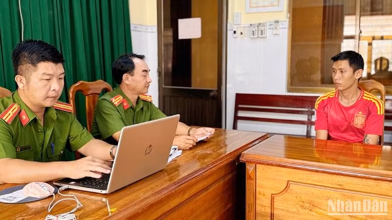 Thuận thú nhận hành vi giết người cướp tài sản.