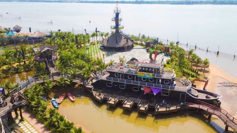 Một góc du lịch Cồn Én. Một góc du lịch Cồn Én.