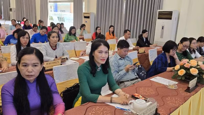 Quang cảnh hội nghị.