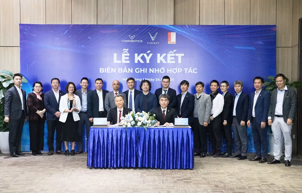 Đại học Bách khoa Hà Nội hợp tác đào tạo nhân lực cho VinFast và VinRobotics