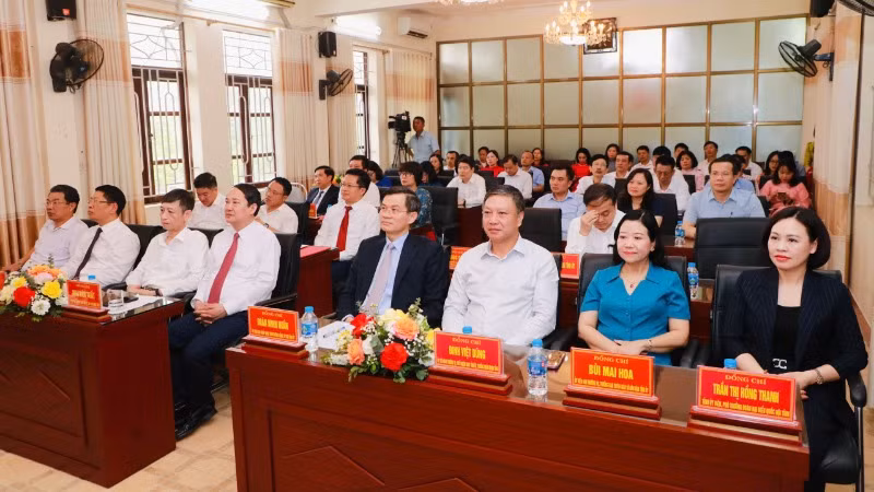 Các đại biểu tham dự Hội nghị. Các đại biểu tham dự Hội nghị.