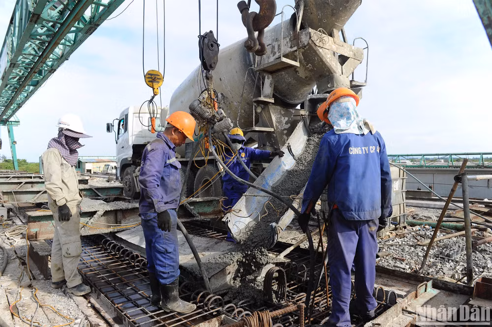 Việc sửa đổi Luật Đấu thầu được kỳ vọng sẽ giúp tháo gỡ những khó khăn cho người dân và doanh nghiệp trong quá trình thực thi. 
