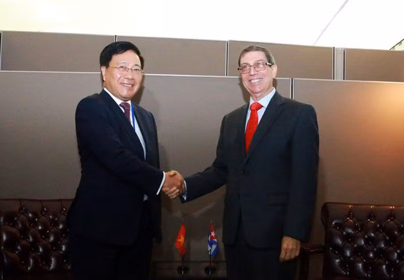 Phó Thủ tướng Thường trực Chính phủ Phạm Bình Minh gặp Bộ trưởng Ngoại giao Cuba Bruno Rodríguez. (Ảnh: VGP) Phó Thủ tướng Thường trực Chính phủ Phạm Bình Minh gặp Bộ trưởng Ngoại giao Cuba Bruno Rodríguez. (Ảnh: VGP)
