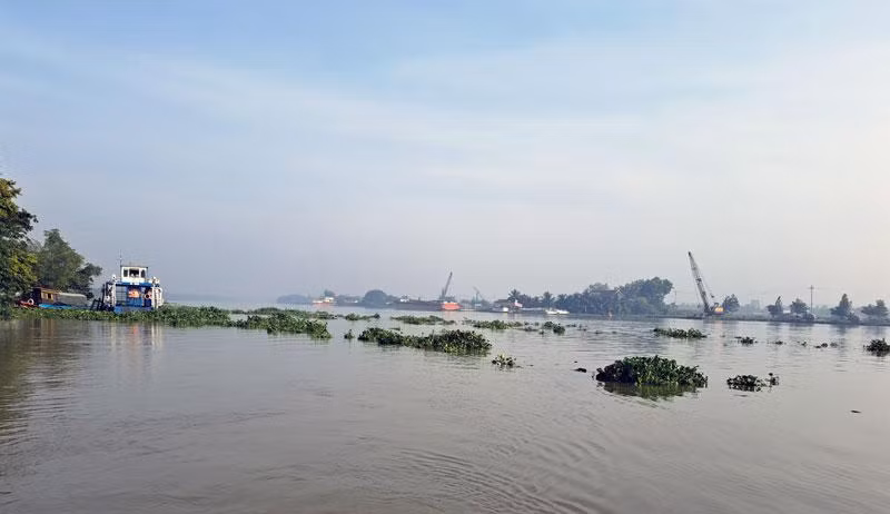 Sông Sài Gòn chảy qua địa bàn thành phố Thuận An, tỉnh Bình Dương.