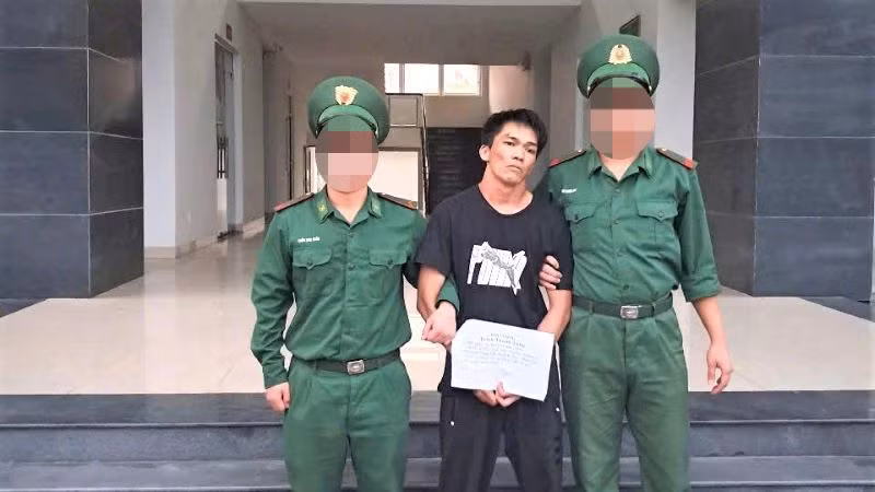 Đối tượng Trình Thanh Tùng tại Ban Chỉ huy Biên phòng cửa khẩu cảng Bà Rịa-Vũng Tàu.