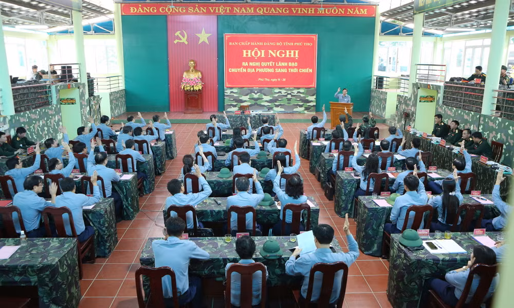 Hội nghị Ban Chấp hành Đảng bộ tỉnh Phú Thọ ra Nghị quyết lãnh đạo chuyển địa phương sang thời chiến.