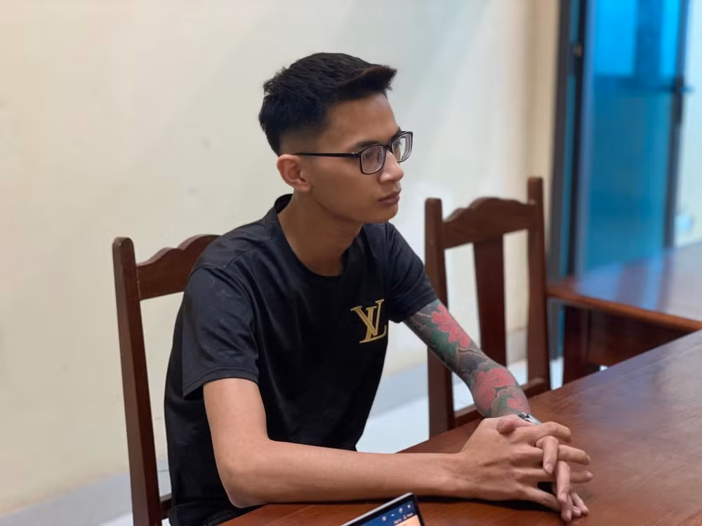 Đối tượng Phan Quang Tùng tại cơ quan điều tra.