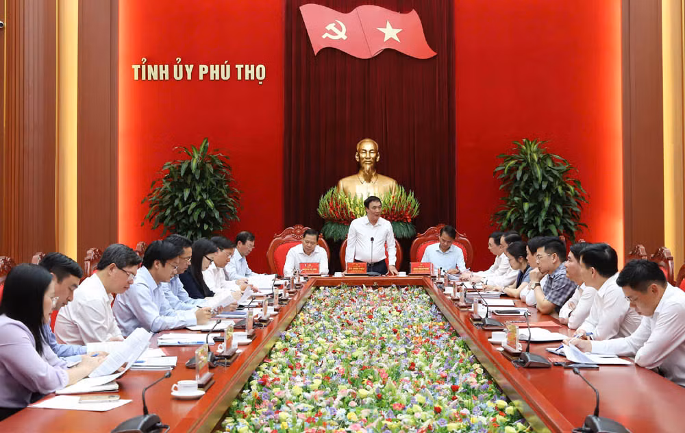 Bí thư Tỉnh ủy Phú thọ Bùi Minh Châu phát biểu tại hội nghị.