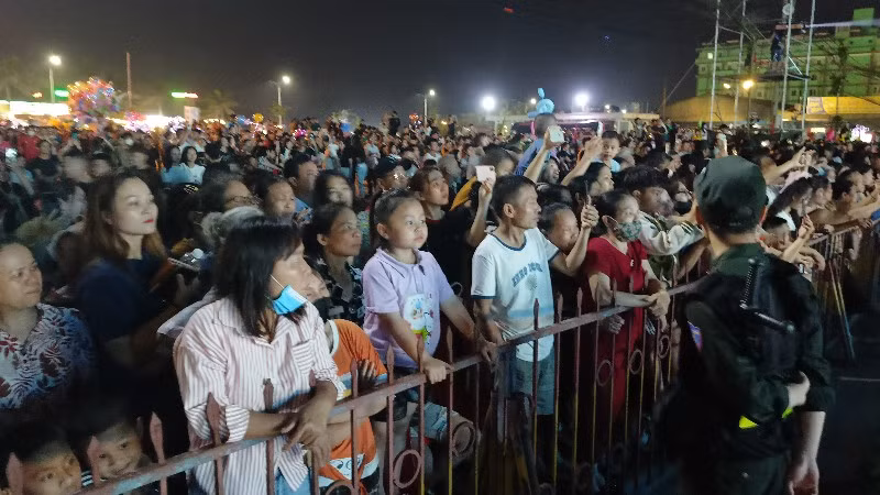 Sự kiện thu hút sự quan tâm của đông đảo nhân dân và du khách.
