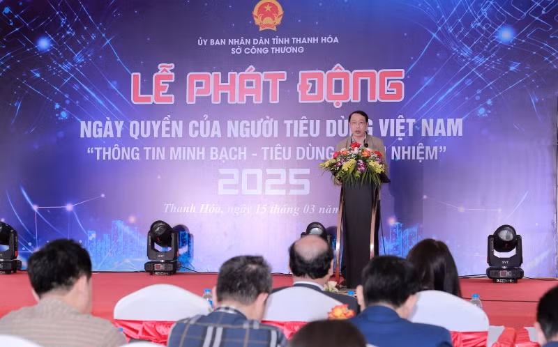 Lãnh đạo Sở Công Thương tỉnh Thanh Hóa phát biểu tại buổi lễ. Lãnh đạo Sở Công Thương tỉnh Thanh Hóa phát biểu tại buổi lễ.