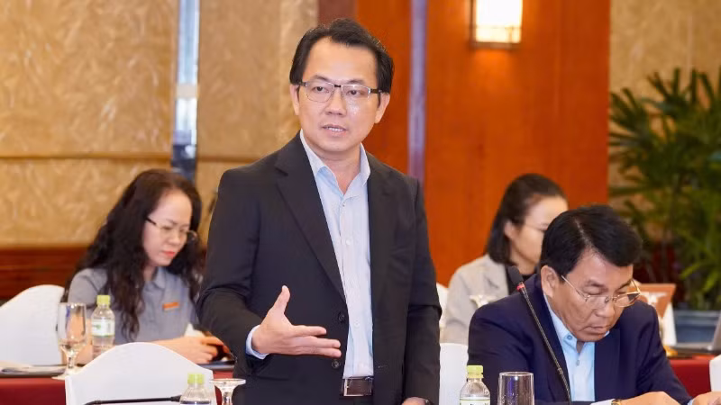 Chủ tịch Hiệp hội Các nhà bán lẻ Việt Nam Nguyễn Anh Đức phát biểu tại diễn đàn. (Ảnh CTV)
