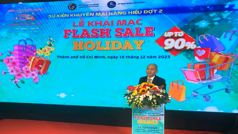 Phó Giám đốc Sở Công thương Thành phố Hồ Chí Minh Nguyễn Nguyên Phương phát biểu khai mạc.