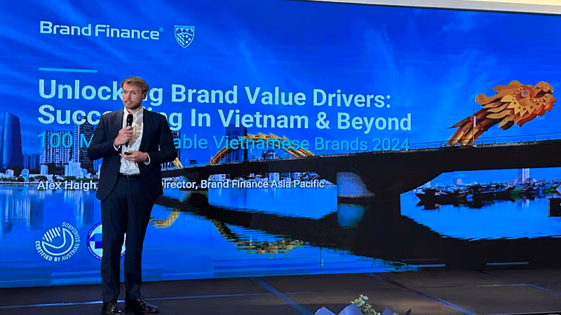 Ông Alex Haigh, Giám đốc điều hành Brand Finance châu Á-Thái Bình Dương, chia sẻ cách thức để doanh nghiệp xây dựng thương hiệu và phát triển bền vững