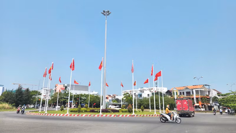 Một góc đường thuộc quận Sơn Trà, thành phố Đà Nẵng hiện nay. Một góc đường thuộc quận Sơn Trà, thành phố Đà Nẵng hiện nay.