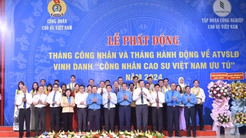 Các cá nhân được vinh danh Công nhân Cao-su Việt Nam ưu tú.