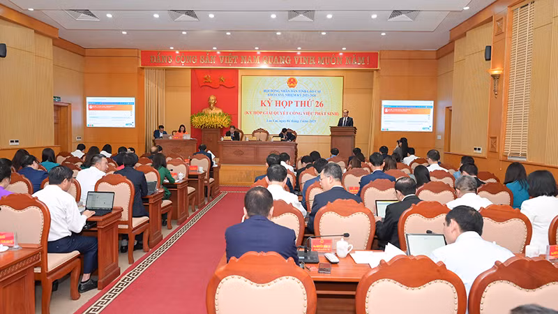 Quang cảnh kỳ họp.