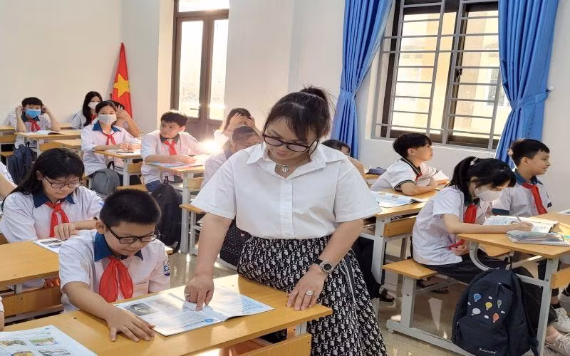 Nhiều cơ sở giáo dục tại Phú Thọ phải khắc phục tình trạng thiếu giáo viên ở một số môn học.