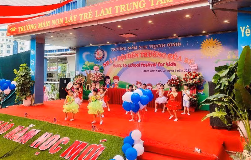 Học sinh Trường mầm non Thanh Bình, thành phố Hải Dương trong ngày khai giảng.