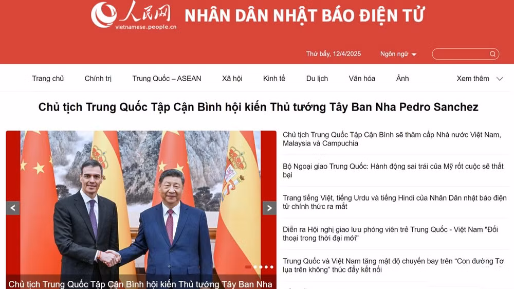 Giao diện của Nhân dân nhật báo điện tử tiếng Việt Nam ngày 12/4.