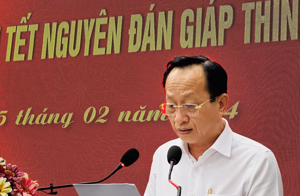 Chủ tịch Ủy ban nhân dân tỉnh Bạc Liêu Phạm Văn Thiều nêu các nhiệm vụ trọng tâm đầu Xuân 2024. (Ảnh: TRỌNG DUY) Chủ tịch Ủy ban nhân dân tỉnh Bạc Liêu Phạm Văn Thiều nêu các nhiệm vụ trọng tâm đầu Xuân 2024. (Ảnh: TRỌNG DUY)