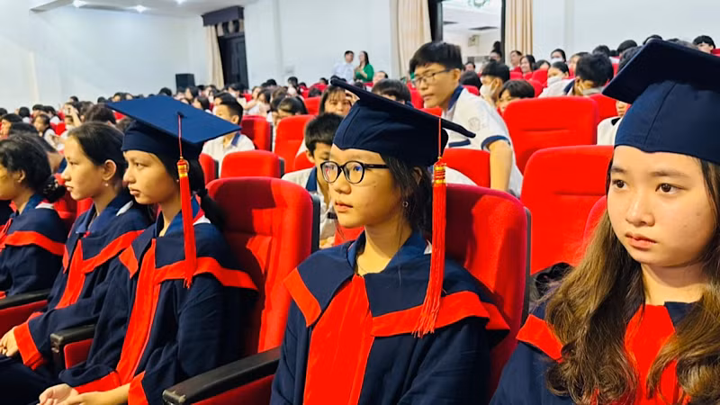 Thị xã Giá Rai luôn rất quan tâm việc học tập của học sinh. Thị xã Giá Rai luôn rất quan tâm việc học tập của học sinh.