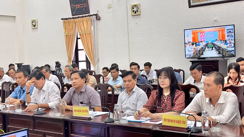 Các đại biểu tại Hội nghị.