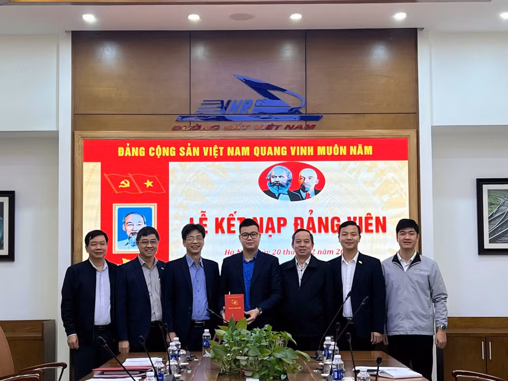Công tác phát triển đảng viên luôn được chú trọng