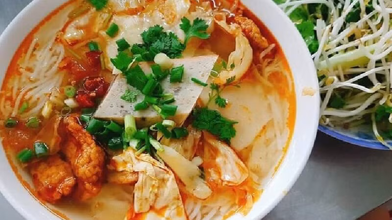 Bún cá Đà Nẵng.