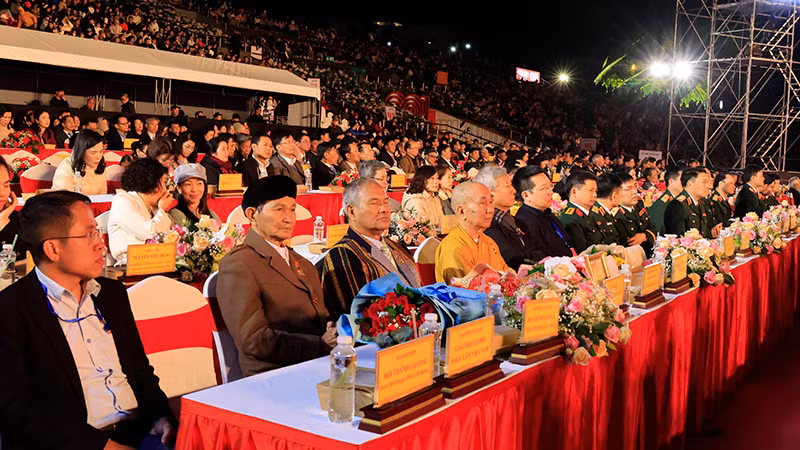 Các đại biểu tham dự Lễ kỷ niệm 50 năm Ngày Giải phóng Lâm Đồng.