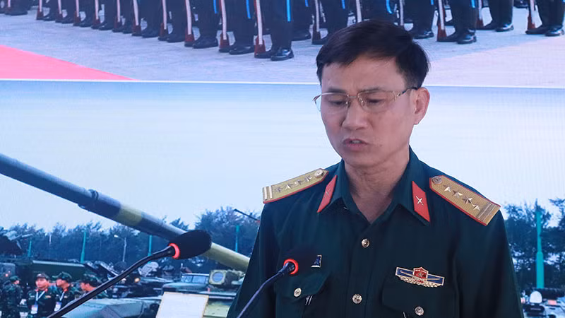 Đại biểu phát biểu tham luận tại hội thảo.