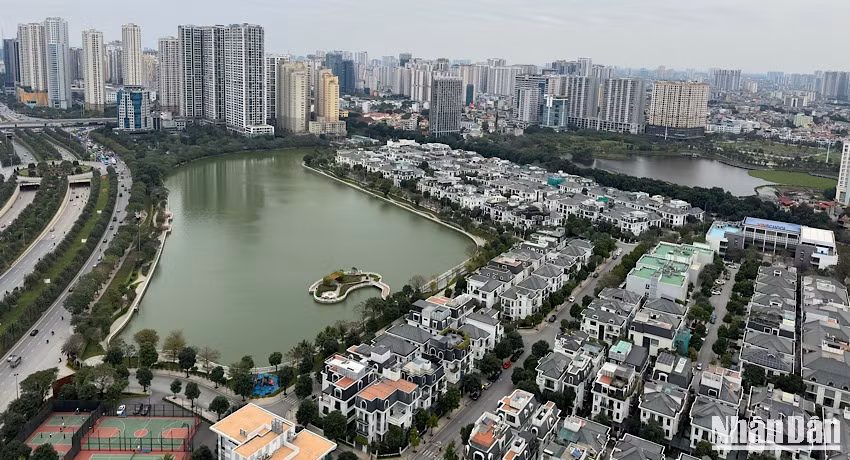 Để phát triển các khu công nghiệp sinh thái, những điểm nghẽn về nguồn tài chính, tín dụng cần được tháo gỡ. (Ảnh: MINH KHÔI) Để phát triển các khu công nghiệp sinh thái, những điểm nghẽn về nguồn tài chính, tín dụng cần được tháo gỡ. (Ảnh: MINH KHÔI)