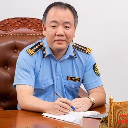 Tổng Cục trưởng Quản lý thị trường Trần Hữu Linh