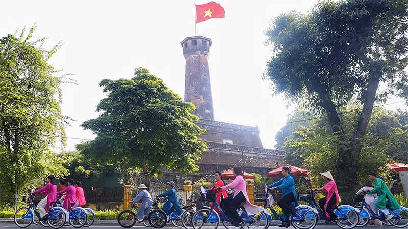 Tết Độc lập rộn ràng trên mọi miền đất nước