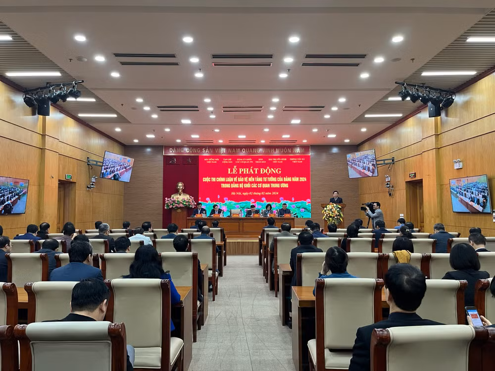 Quang cảnh Lễ phát động.