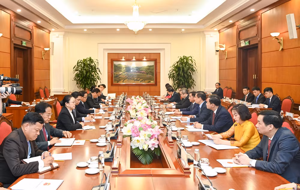 Quang cảnh buổi hội đàm tại Trụ sở Trung ương Đảng. (Ảnh: DUY LINH) Quang cảnh buổi hội đàm tại Trụ sở Trung ương Đảng. (Ảnh: DUY LINH)