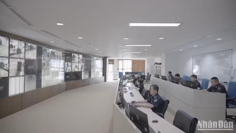 Phòng Giám sát hải quan trực tuyến tại Tổng cục Hải quan.