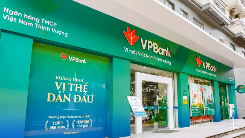 VPBank thay đổi mặt tiền chi nhánh theo định vị mới. VPBank thay đổi mặt tiền chi nhánh theo định vị mới.