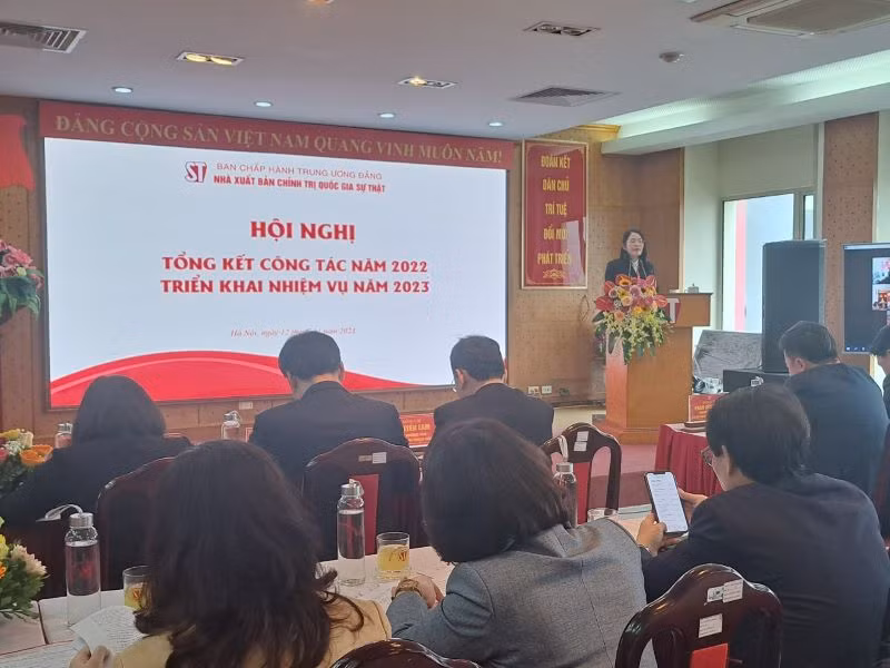 Quang cảnh Hội nghị triển khai nhiệm vụ năm 2023 của Nhà xuất bản Chính trị Quốc gia sự thật.