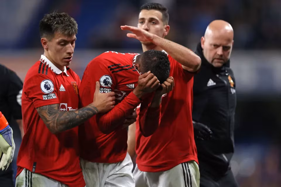 Sự nghiệp của Varane tại Manu bị ảnh hưởng rất nhiều bởi chấn thương. (Ảnh: Getty) Sự nghiệp của Varane tại Manu bị ảnh hưởng rất nhiều bởi chấn thương. (Ảnh: Getty)