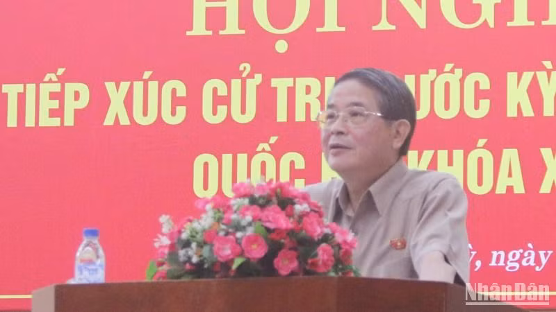 Phó Chủ tịch Quốc hội Nguyễn Đức Hải phát biểu tại buổi tiếp xúc cử tri tại Quảng Nam. Phó Chủ tịch Quốc hội Nguyễn Đức Hải phát biểu tại buổi tiếp xúc cử tri tại Quảng Nam.